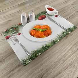 ABAKUHAUS Christmas Place Mats, Tree Balls Ornaments, Washable Fabric Dining Room Kitchen Table Decoration Digital Print, Green Red