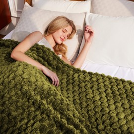 Whale Flotilla Double Size Blanket for Bed with Expanded 3D-Jacquard Pattern, Fuzzy Soft Cozy Exquisite Blankets or All Season, Warm and Fluffy, 150X200 CM, Olive