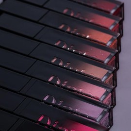 Dinto Pearl-Kissed Plumping Lip Glace 3.8g - (Lip Enamel) 153 London