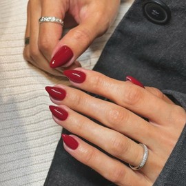 KQueenest Red Press on Nails Short Almond, 30 Pcs Thick Short Fake Nails Acrylic, Solid Color Gel Nails Press on, Natural Fit Short Almond Nails Glue on, Reusable Stick on Nails For Women