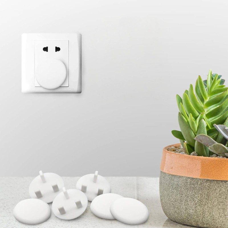 Plug Socket Covers UK for Child Proofing and Shock Prevention