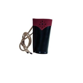 Spielzeugmanufaktur VAH Toy Factory VAH Stable Children's and Junior Bow with 3 Suction Cup Arrows – Made in Germany