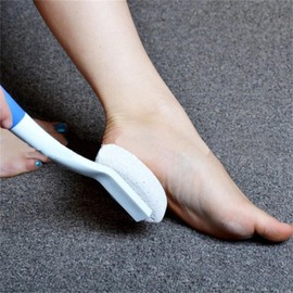 MAGNICROP Long Handle Heel Exfoliating Pumice Stone Exfoliating File Heel File Exfoliating Tool Foot Care Pumice Stone for Feet Men and Women Hanging Type for Wet and Dry Feet 13.8 inches (35 cm)