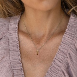 Lushboom Cross Necklace for Women 14K Gold Plated Layered Trendy Choker Faith Pendant Necklaces Women (Single Layer Cross Necklace)