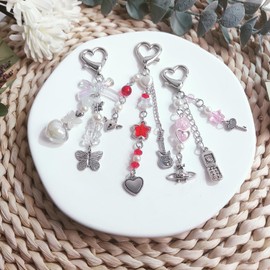 cioatu Cute Keychain Aesthetic Y2K Keychain Accessories Heart Butterfly Strawberry Bear Key Chain for Keys Bags Women Gifts, 3pcs Heart Butterfly Phone