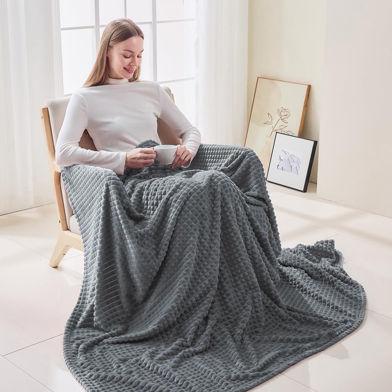 EMME Cuddly Fluffy Blanket, 3D Touch Experience Fleece Blanket, Soft
