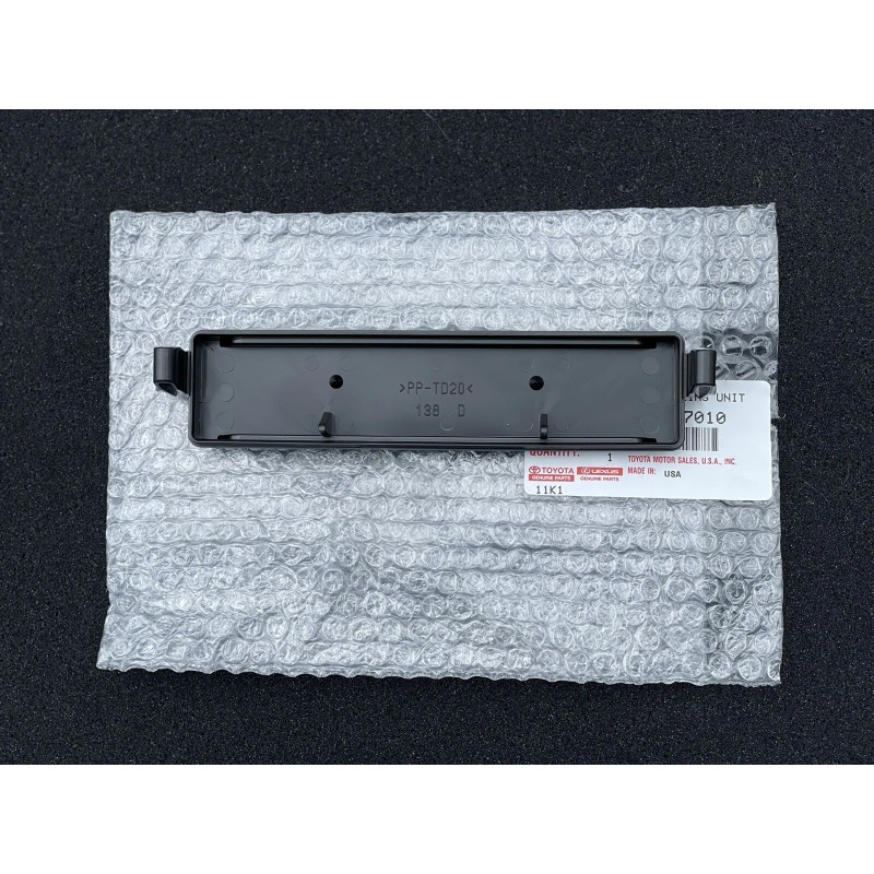 Toyota 05 - 18 TOYOTA AVALON CABIN AIR FILTER COVER