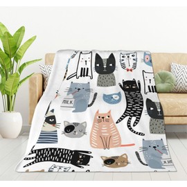 HGOD DESIGNS Cute Cats Blanket for Women, Lightweight Soft Fleece Flannel Throw Blanket Cats and Milk Bottle Sofa Couch Living Room 50x60 Inch