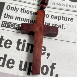 Car Swinging Ornament, Natural Walnut Wood Cross Pendant Car Decoration, Mirror Hanging Car Interior Accessories, for Car Rear View Mirror, Gardening Hanging (SZJ) (RED)