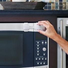 Toddleroo by North States Adjustable Strap Locks | Multifunctional safety locks that work on refrigerators, cabinets, dishwashers, and other appliances | Baby proofing with confidence (2-Pack, White)