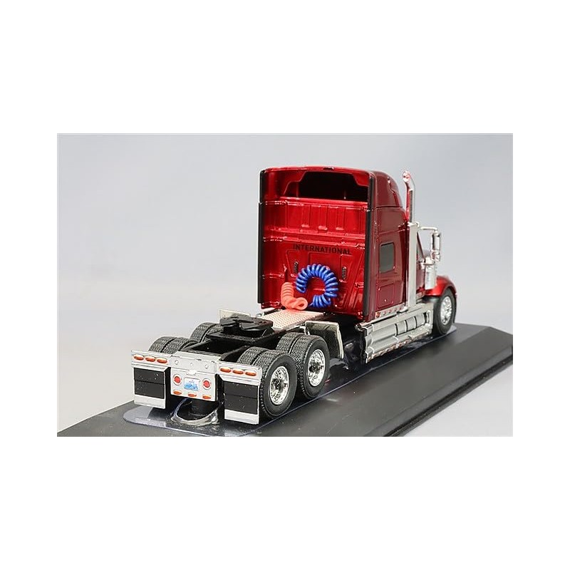 Ixo 1/64 International Lone Star 2010 Red