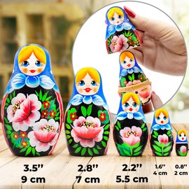 Russian Nesting Dolls Set of 5 pcs - Matryoshka Doll with Hand Painted Roses Flowers - Russian Doll with Rose Decorations - Rose Decor - Folk Art Dolls