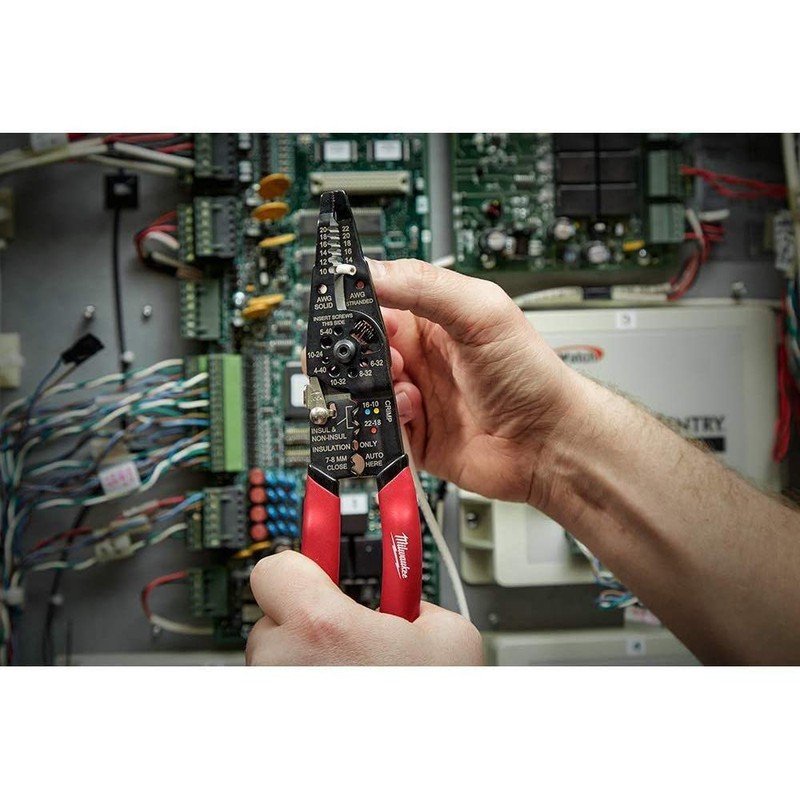 MILWAUKEE（ミルウォーキー） 9in. マルチ電工ペンチ