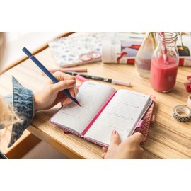 SIGEL J6100 Weekly Planner 2026 A6 Blue, Hard Cover, Elastic Band, Pen Loop, Slip Pocket, 174 Pages, Vegan, Book Calendar, Diary Calendar Book Jolie