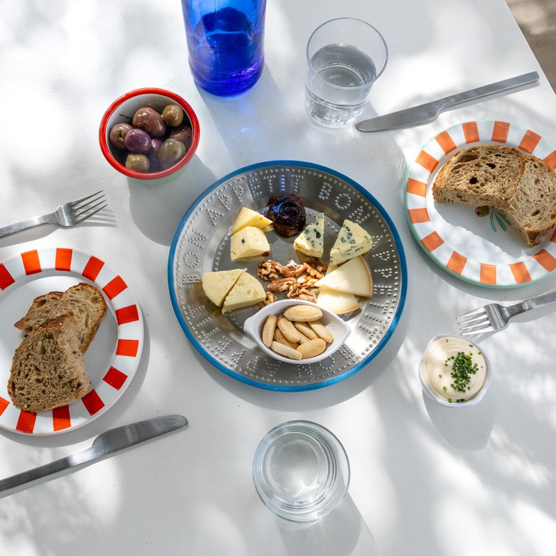 Talking Tables Handmade Stainless Steel Plate with Blue Enamel Rim