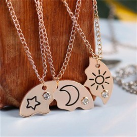 3pcs Friendship Moon Sun Star Puzzle Matching Necklace Set Gold Silver Plated Cute Crescent Round Circle Geometric Best Friend BFF Pendant Necklace for 3 Women Sisters Daughter Birthday Jewelry Gifts (Gold)
