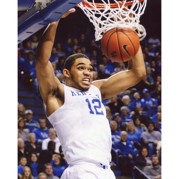 KARL ANTHONY TOWNS KENTUCKY WILDCATS BASKETBALL 8X10 SPORTS ACTION PHOTO (BB)