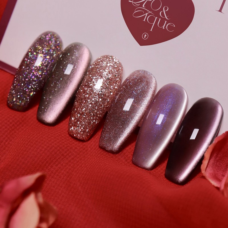 Mayour Roantique Reflective Glitter Gel Magnet Gel Single Item /