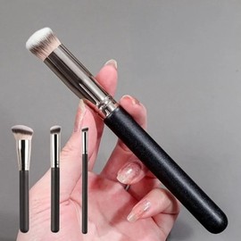 Set of 3 makeup brushes for daily makeup for base cover / 화장 브러쉬 3종 세트 베이스 커버용 데일리 메이크업