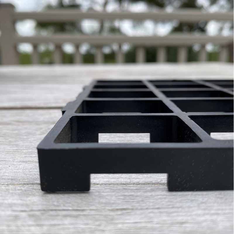 Selections Interlocking Growbag Mat for Improved Drainage (Pack of 8),