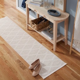 TOWN & COUNTRY EVERYDAY Rein Solid Diamond Everwash® Washable Runner Area Rug with Non-Slip Backing, Pet Friendly Rug, Beige, 1'9"x7'2"
