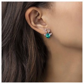 Dervivea Christmas Deer Stud Earrings Green Gem Antlers Stud Earrings Crystal Elk Reindeer Earrings Xmas Rhinestone Earrings Jewellery for Women and Girls