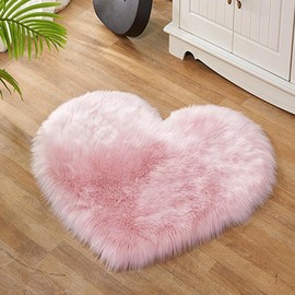 Solid Color Heart Shaped Soft Fuzzy Mat, 1 Count Washable Plush Floor Mat, Durable Decorative Mat for Living Room & Bedroom, Christmas Gifts, Christmas Decorations - Color: Black, Size: 40*40cm/15.74*15.74inch
