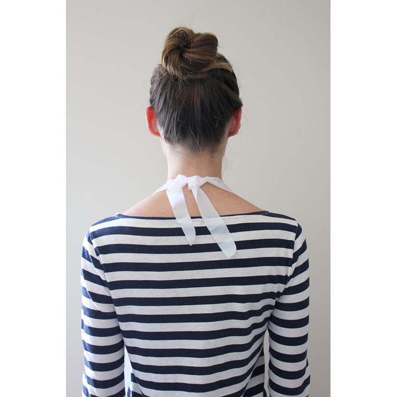 25 Pack Disposable Plastic Lobster Bibs