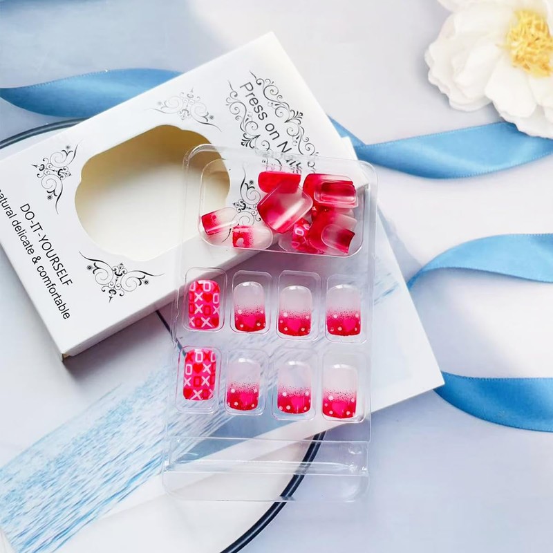 24Pcs Heart Fake Nails Valentines Press on Nails Short Square