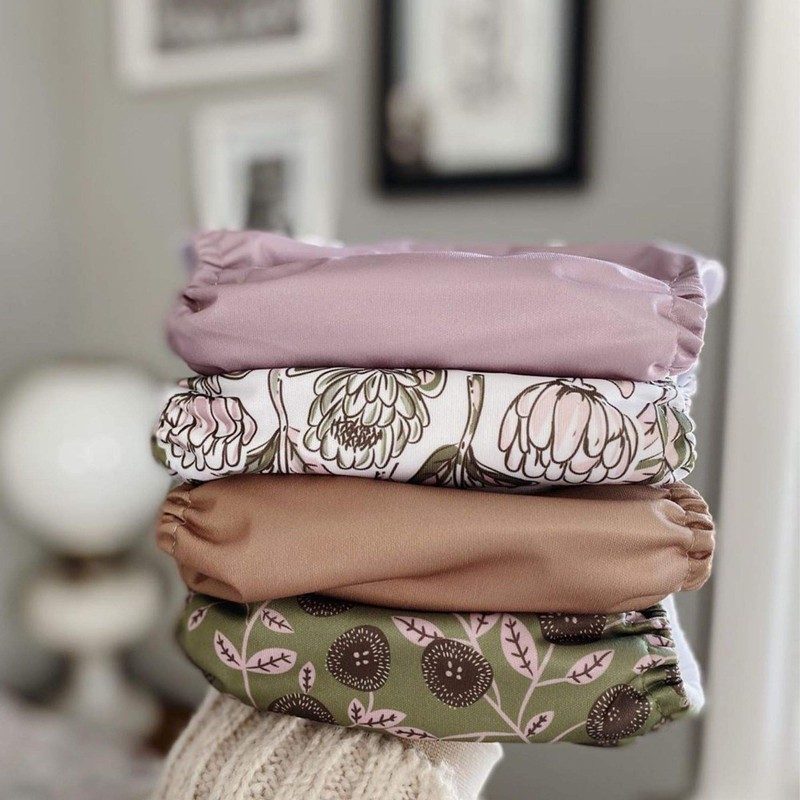 Meadow - Paquete de 4 pañales con bolsillo de tela