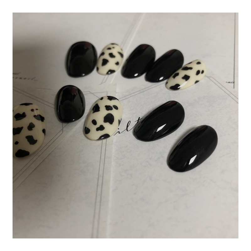 Black leopard handmade nail tips / 블랙호피 수제네일팁