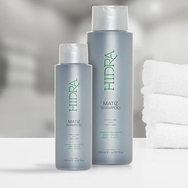 HIDRACOLOR - Matiz Shampoo 300 ml, Champú Matizante e Hidratante, Neutraliza Tonos Dorados y Resalta los Cenizos, para Cabellos Rubios y Grises, con Filtros Solares, Fórmula Enriquecida