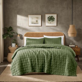 Oversized California Cal King Size Quilt Bedding Sets with Pillow Shams, Olive Green Summer Lightweight Bedspread Coverlet, Farmhouse Quilted Blanket Thin Comforter Bed Cover, 3 Pieces, 118x106 inches