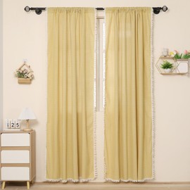 Moslovstar - 1 par de cortinas de lino a cuadros amarillos, estilo rústico, para filtrar la luz, con pompón blanco, 52 pulgadas de ancho x 63 pulgadas de largo