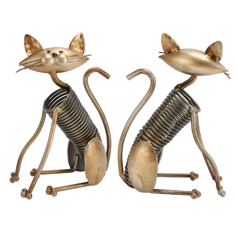 Metal Cat Figurine Innvoative Fun Hand Crafted Spring Cat Sculpture