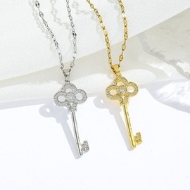 열쇠큐빅 펜던트 써지컬 티타늄 여성 목걸이 3컬러 (WFJ3MOE) Key Cubic Pendant Surgical Titanium Women's Necklace 3 Colors (WFJ3MOE)