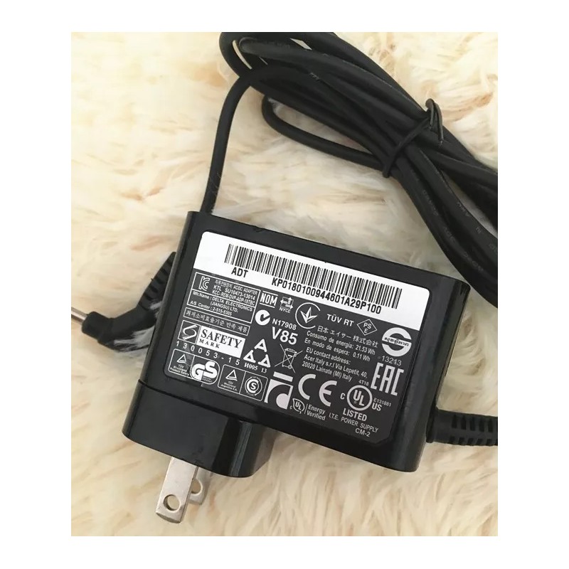 Acer Original Charger Acer Aspire Switch 10 SW5-015 ADP-18TB C