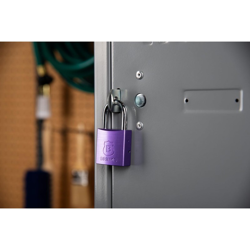 Brinks 1-1/2in (38mm) Purple Anodized Aluminum Solid Body Padlock