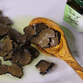 Black Truffle Slices Carpaccio wt. 3.2 oz (90g) Preserved in Olive Oil Burgundy Black Fall/Winter European Sliced Truffles (Tuber Uncinatum) Gourmet Food Garnish Seasoning