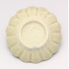 Seto Ware 127-0157 "Chrysanthemum Flower" Small Plate, Bean Plate, Diameter