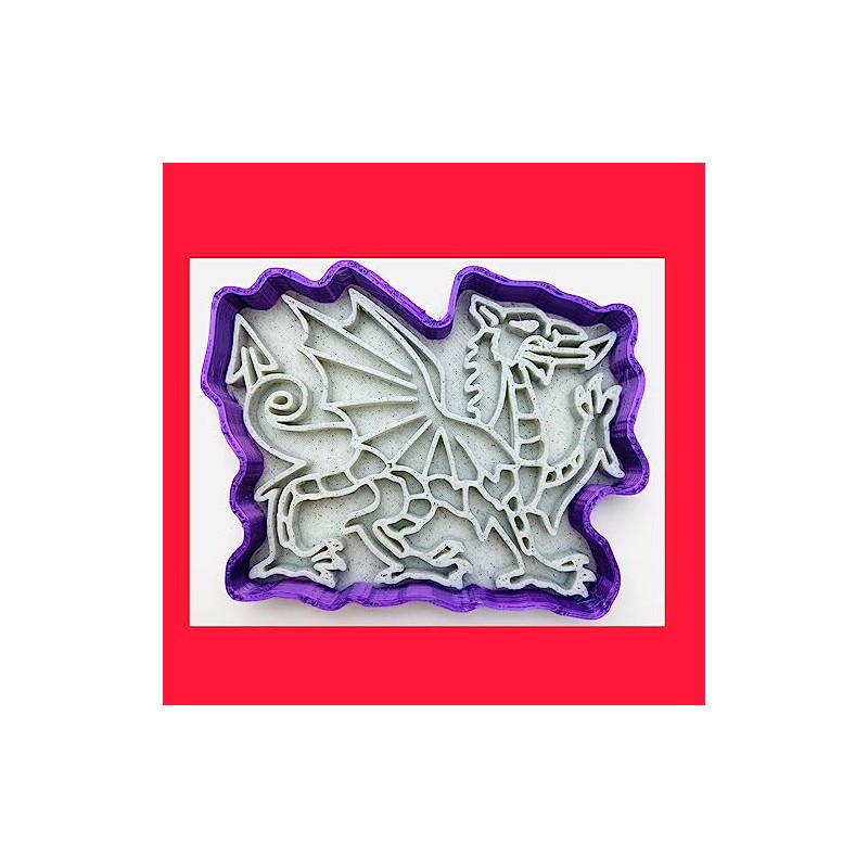 13 Cm Welsh Dragon Cookie Cutters