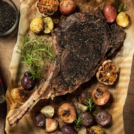 Fire & Smoke Society Black & Tan Steak Seasoning | BBQ Rubs, Steak Rub for Smoking and Grilling Meat | Steaks, Brisket, Burgers Dry BBQ Rubs and Spices | Medium 7 oz