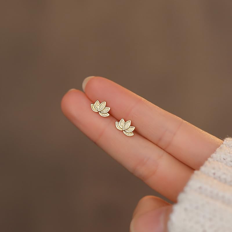 QYHH045 Women's Earrings, Flower, Lotus, Cute, Small, Stud Earrings, Gold,