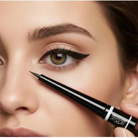 Set 2 Delineador Liquido Para Ojos At Play Mary Kay Black, perfecto para un look elegante y sofisticado en cualquier ocasión.