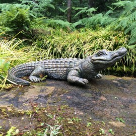 Call of the Wild HomeStyles 99750 Alligator 22" L Natural Finish