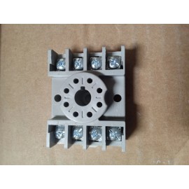 Allen-Bradley Allen Bradley 8-Pin Socket CAT 700-HN125 A (A93-28)
