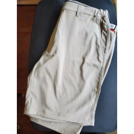 Greg Norman xtreme Comfort Waist Band Performance, Classic Fit, Bamboo , Size 40