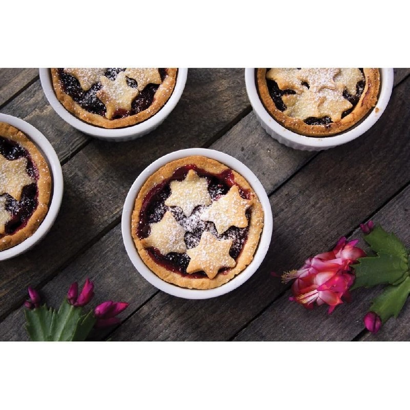 HIC Kitchen Souffle Ramekin Set, Fine Porcelain, 6-Ounce, Set of