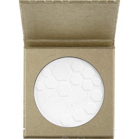 Essence Wanna Bee My Honey? Mattifying Fixing Powder, No. 01 You're The Bees Knees, White (8 g)