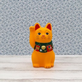 Yakushi Kiln Maneki Neko (Yellow, Small), Lucky Dzukushi (Includes Lucky Sticker)